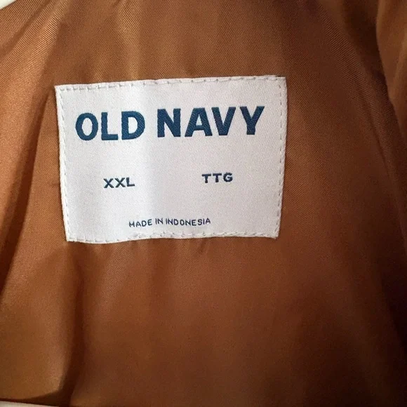 Old Navy Puffer Jacket - Picture 5 of 5